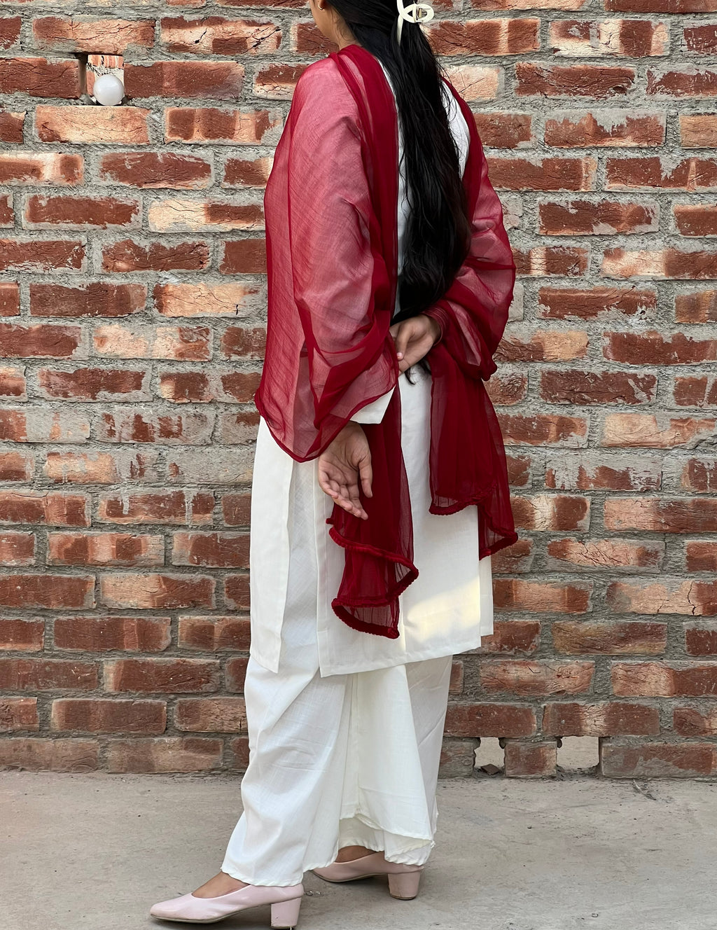 Noor Pearl White Kurta Set with Maroon Dupatta